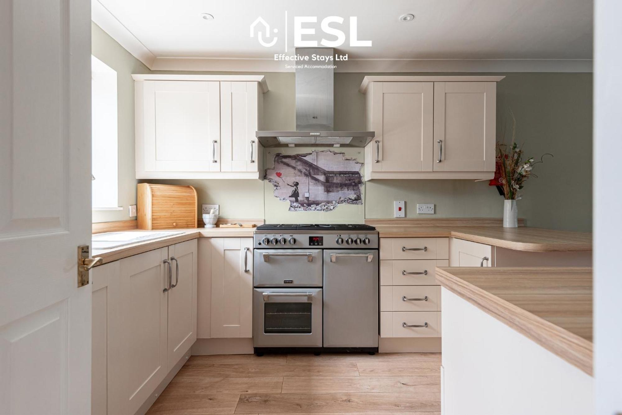 4 Bedroom Townhouse 10Mins Walk From Shrewsbury Town Centre With Parking Luaran gambar